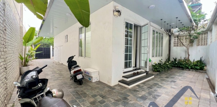 Вилла с 2 спальнями в Тэйхо, Ханой ,  № 26640