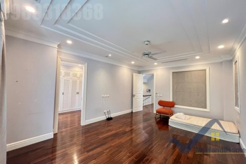 Вилла с 4 спальнями в Лонгбьен, Ханой ,  № 26637 15