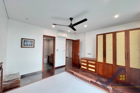 4 bedrooms Apartment in Tay Ho, Ha Noi,  No. 26641 18