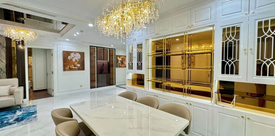 Квартира с 3 спальнями в Биньтхань, Хошимин ,  № 26319