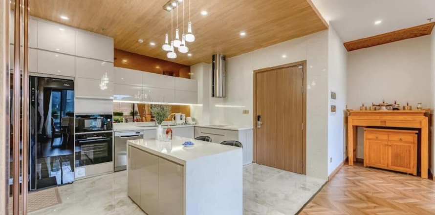 Квартира с 3 спальнями в Биньтхань, Хошимин ,  № 26321