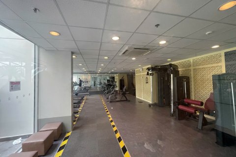 Квартира с 3 спальнями в Тхузаумот,  № 25816 6