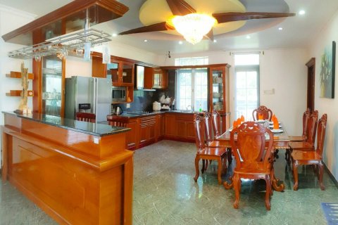 5 bedrooms Villa in Nha Trang,  No. 28743 3