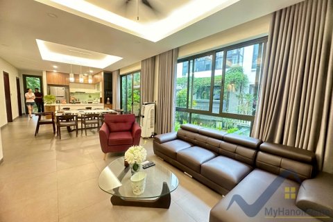 Вилла с 4 спальнями в Ханой ,  № 26471