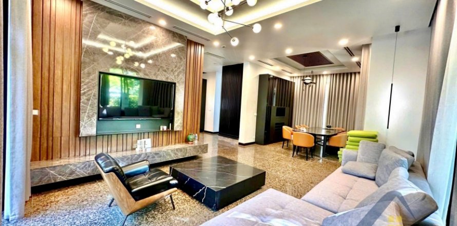 Вилла с 5 спальнями в Тэйхо, Ханой , № 26470