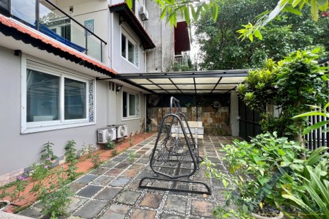 Дом с 5 спальнями в Лонгбьен, Ханой ,  № 26630 2