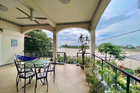 Дом с 5 спальнями в Лонгбьен, Ханой ,  № 26630 3