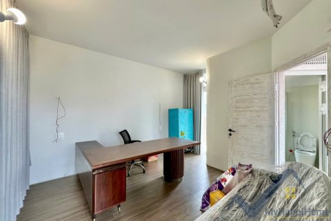 Квартира с 2 спальнями в Лонгбьен, Ханой , № 26387 14