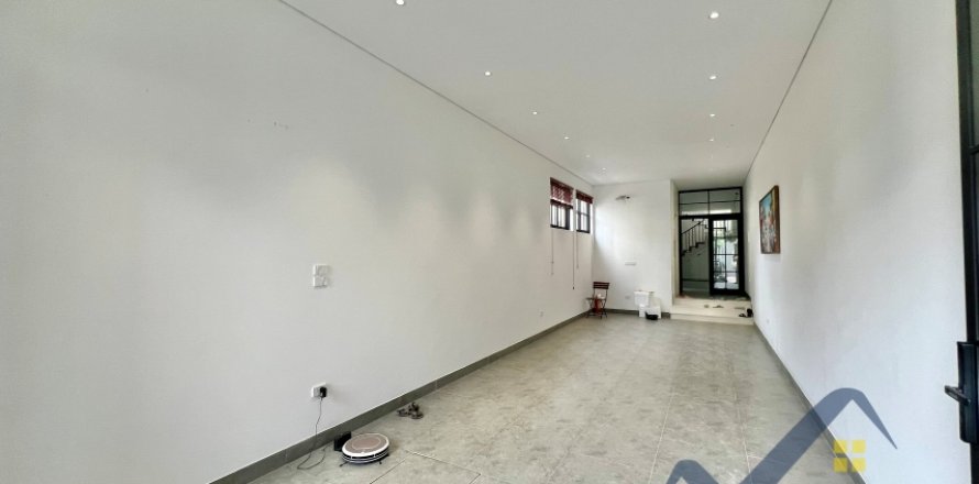 Дом с 4 спальнями в Лонгбьен, Ханой ,  № 26674