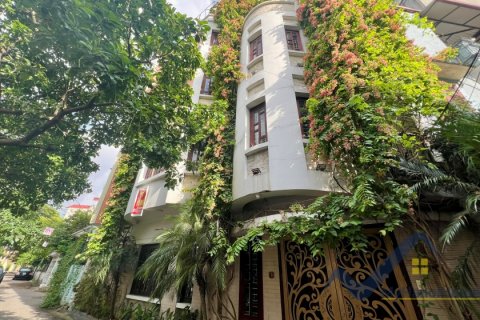 Дом с 4 спальнями в Лонгбьен, Ханой , № 26675