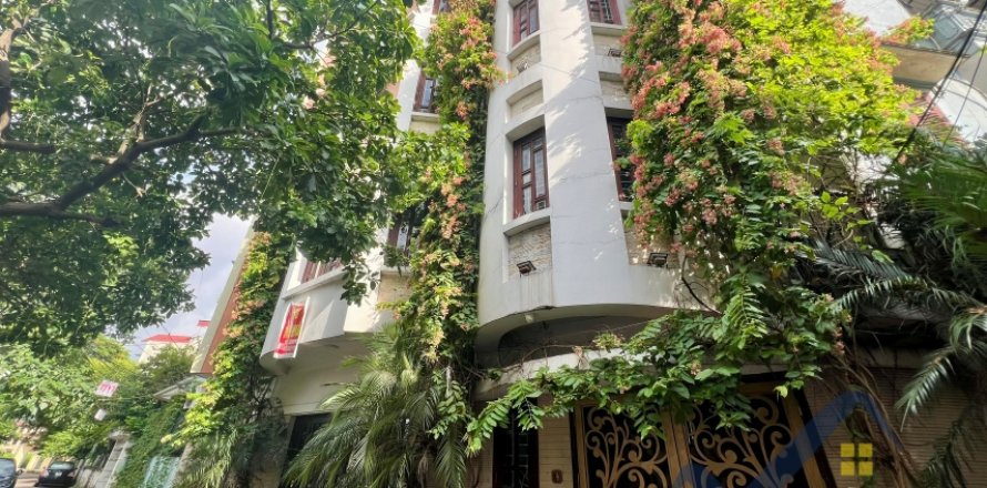 Дом с 4 спальнями в Лонгбьен, Ханой ,  № 26675