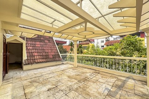 5 bedrooms Villa in Tay Ho, Ha Noi,  No. 26856 27