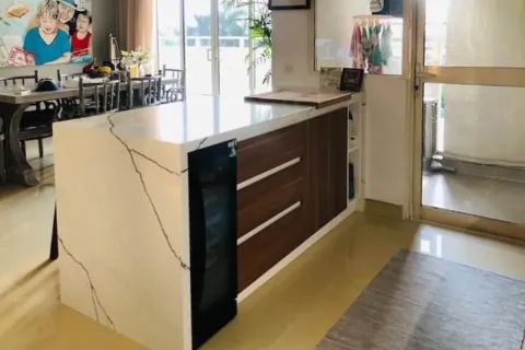 Квартира с 3 спальнями в Тхудык, Хошимин ,  № 27134 11