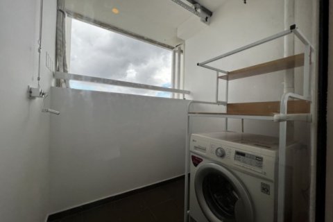 Квартира с 3 спальнями в Тхудык, Хошимин ,  № 27039 8