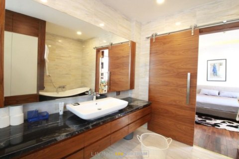 4 bedrooms Apartment in Thu Duc, Ho Chi Minh,  No. 27043 11