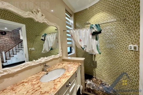 Вилла с 3 спальнями в Лонгбьен, Ханой ,  № 26496 15