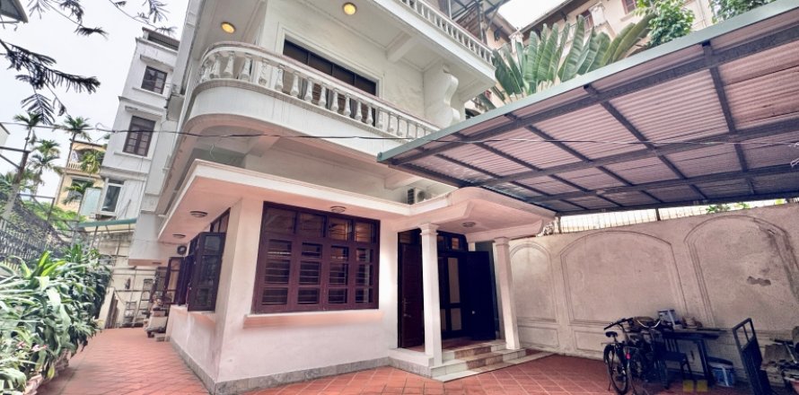 5 bedrooms Villa in Tay Ho, Ha Noi,  No. 19756