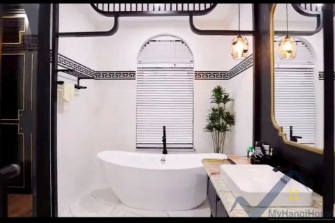 Вилла с 6 спальнями в Лонгбьен, Ханой ,  № 26408 19