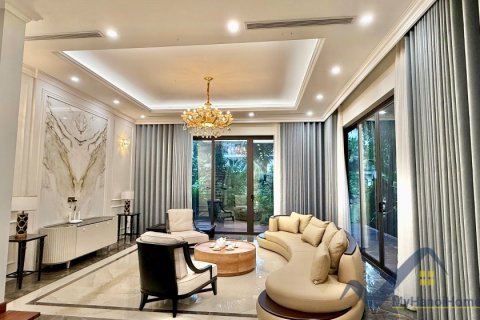 Вилла с 5 спальнями в Ханой ,  № 26410