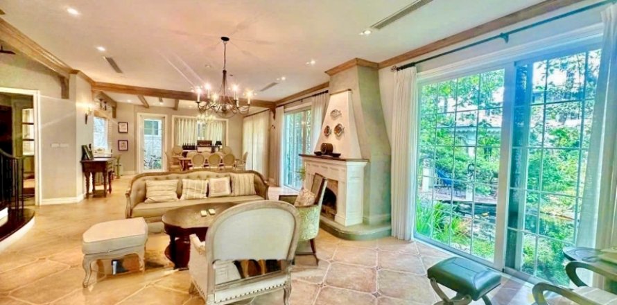 4 bedrooms Villa in Ha Noi,  No. 26346