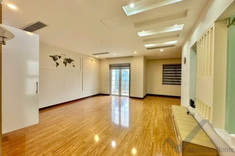 Вилла с 4 спальнями в Лонгбьен, Ханой , № 26342 10