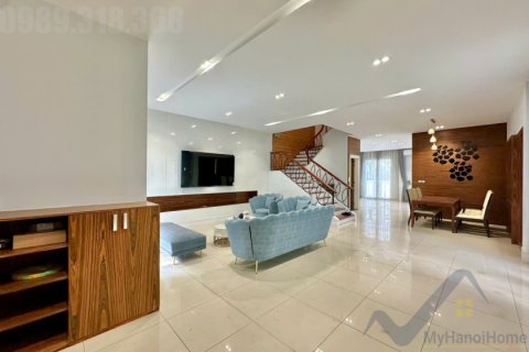 Вилла с 4 спальнями в Лонгбьен, Ханой ,  № 26347