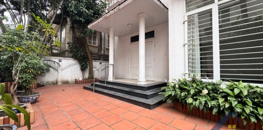 Вилла с 4 спальнями в Тэйхо, Ханой , № 26341