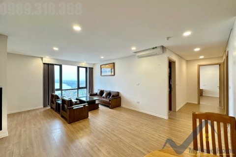 Квартира с 3 спальнями в Лонгбьен, Ханой ,  № 19853