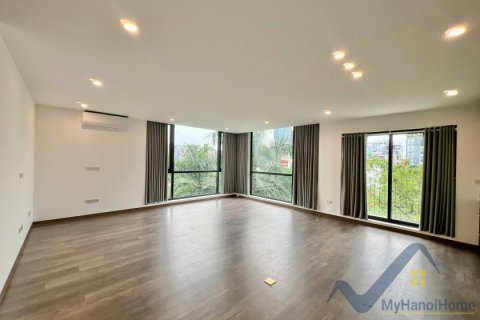 Квартира с 3 спальнями в Тэйхо, Ханой ,  № 26482