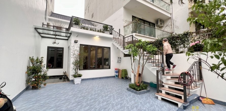 Вилла с 3 спальнями в Тэйхо, Ханой , № 26485