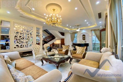 Вилла с 5 спальнями в Лонгбьен, Ханой ,  № 26624