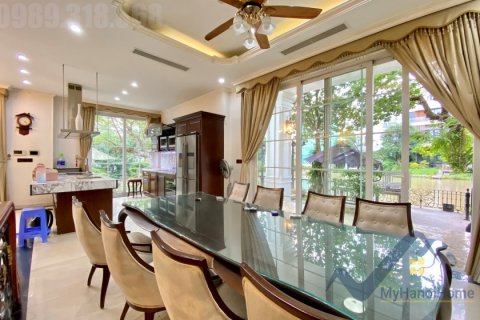 Вилла с 5 спальнями в Лонгбьен, Ханой ,  № 26624 3