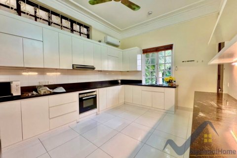 5 bedrooms Villa in Tay Ho, Ha Noi,  No. 18995 2