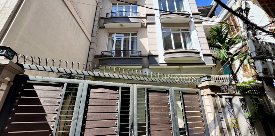 5 bedrooms Villa in Tay Ho, Ha Noi, No. 28830