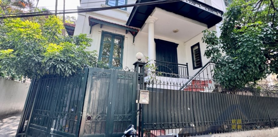 4 bedrooms Villa in Tay Ho, Ha Noi, No. 28835