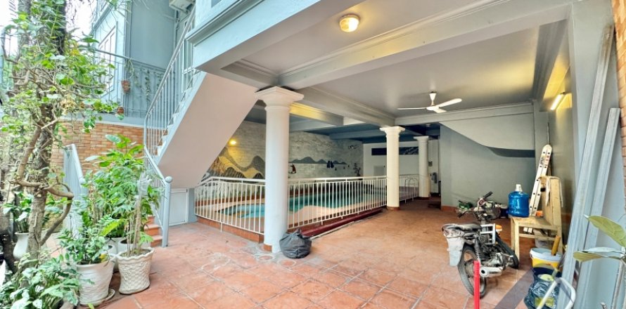 Вилла с 4 спальнями в Тэйхо, Ханой , № 26421