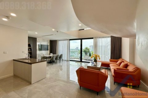 Квартира с 3 спальнями в Лонгбьен, Ханой ,  № 26422