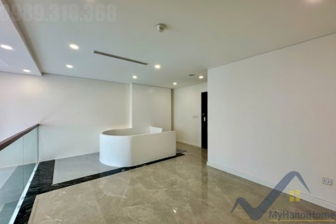 Квартира с 3 спальнями в Лонгбьен, Ханой ,  № 26422 13