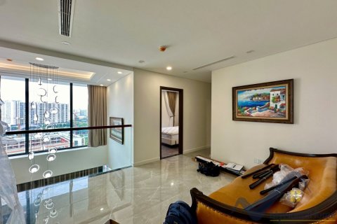 Квартира с 3 спальнями в Лонгбьен, Ханой , № 26426 19