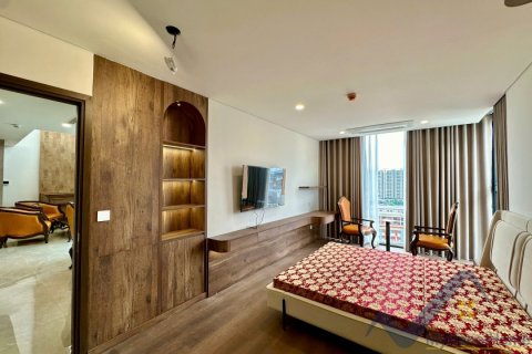 Квартира с 3 спальнями в Лонгбьен, Ханой , № 26426 13