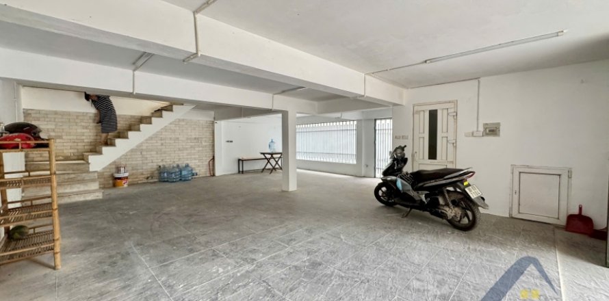 Вилла с 3 спальнями в Тэйхо, Ханой , № 26425