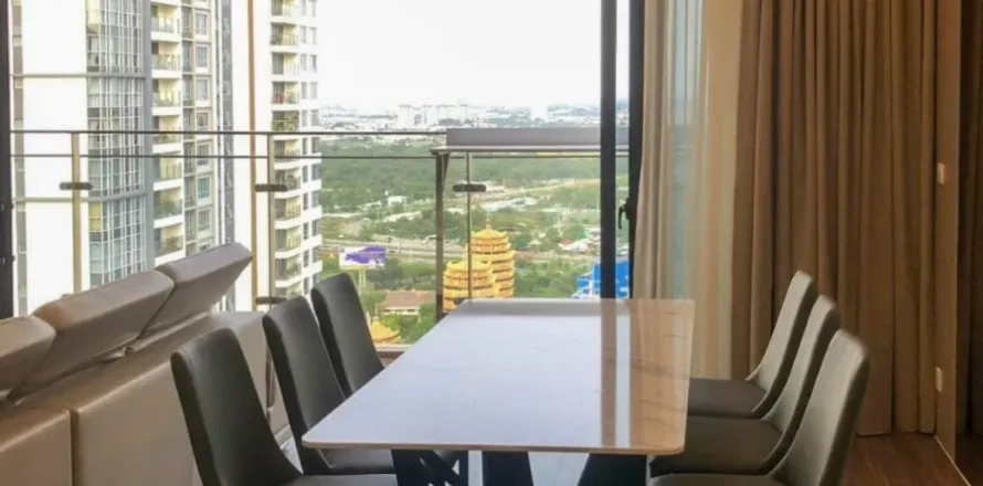 4 bedrooms Apartment in Ho Chi Minh, No. 27489