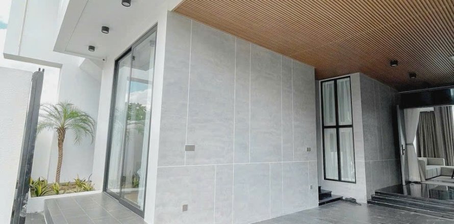 4 bedrooms Villa in Nha Trang,  No. 27760
