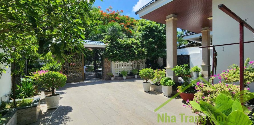 3 bedrooms Villa in Nha Trang,  No. 29637
