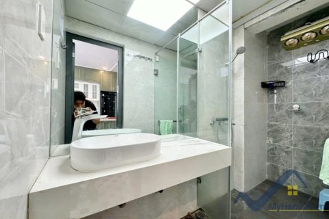 Квартира с 2 спальнями в Лонгбьен, Ханой , № 26401 17