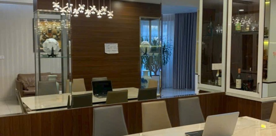 Квартира с 3 спальнями в Район 7, Хошимин ,  № 26035