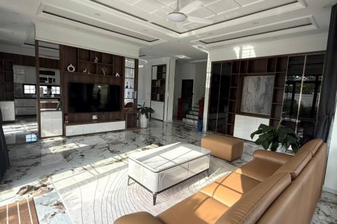 5 bedrooms Villa in Nha Trang,  No. 27795