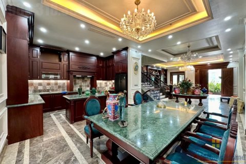 Вилла с 4 спальнями в Лонгбьен, Ханой ,  № 26386 3