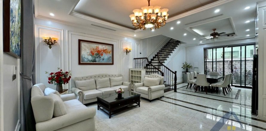 Вилла с 4 спальнями в Ханой ,  № 26384