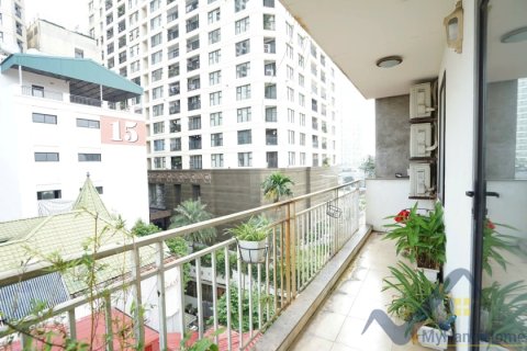 Квартира с 3 спальнями в Тэйхо, Ханой , № 26385 11